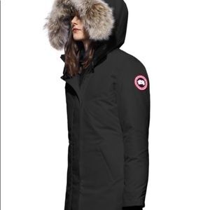 Victoria Parka Black Size M (slim fit)